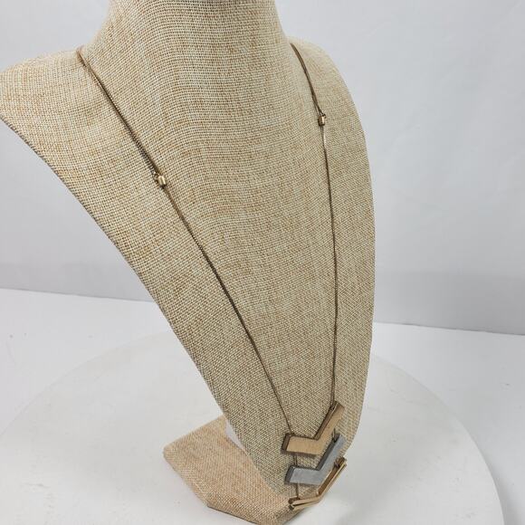 Vintage Necklace Chain Gold Silver Tone w/ Arrows 36 Inch Adjustable - Picture 3 of 5